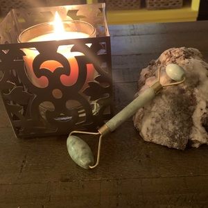 Sherrie Matthews jade roller